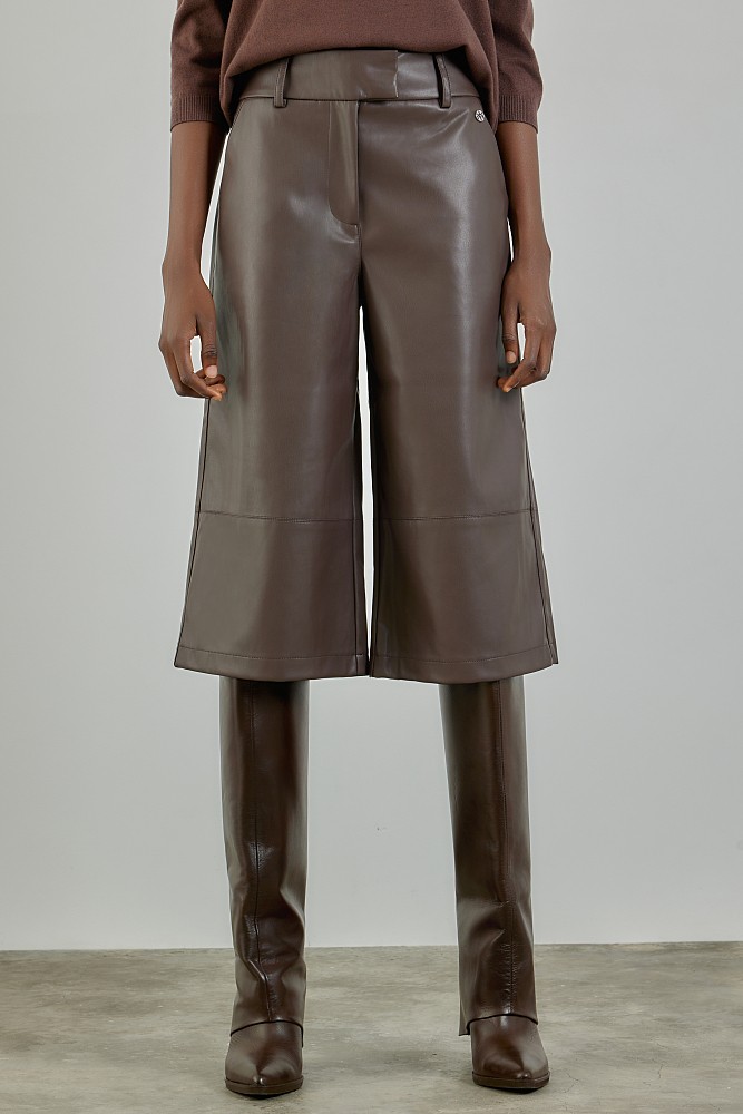 Leather look bermuda