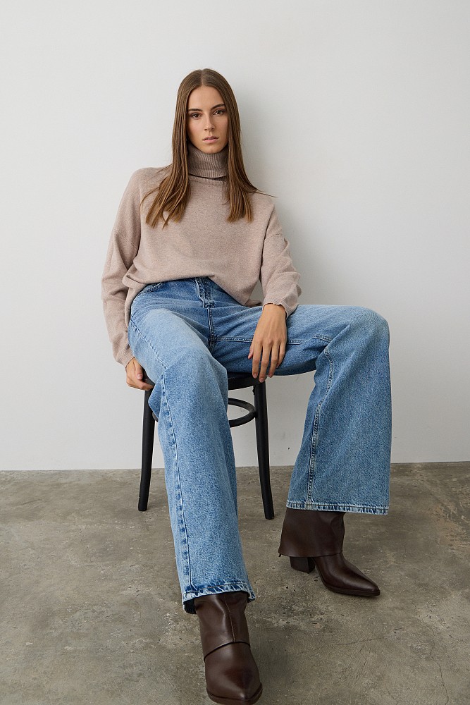 Oversized sweater with turtleneck