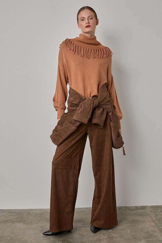 Turtleneck fringed sweater