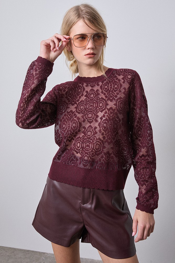 Διάτρητο πουλόβερ με λούρεξ