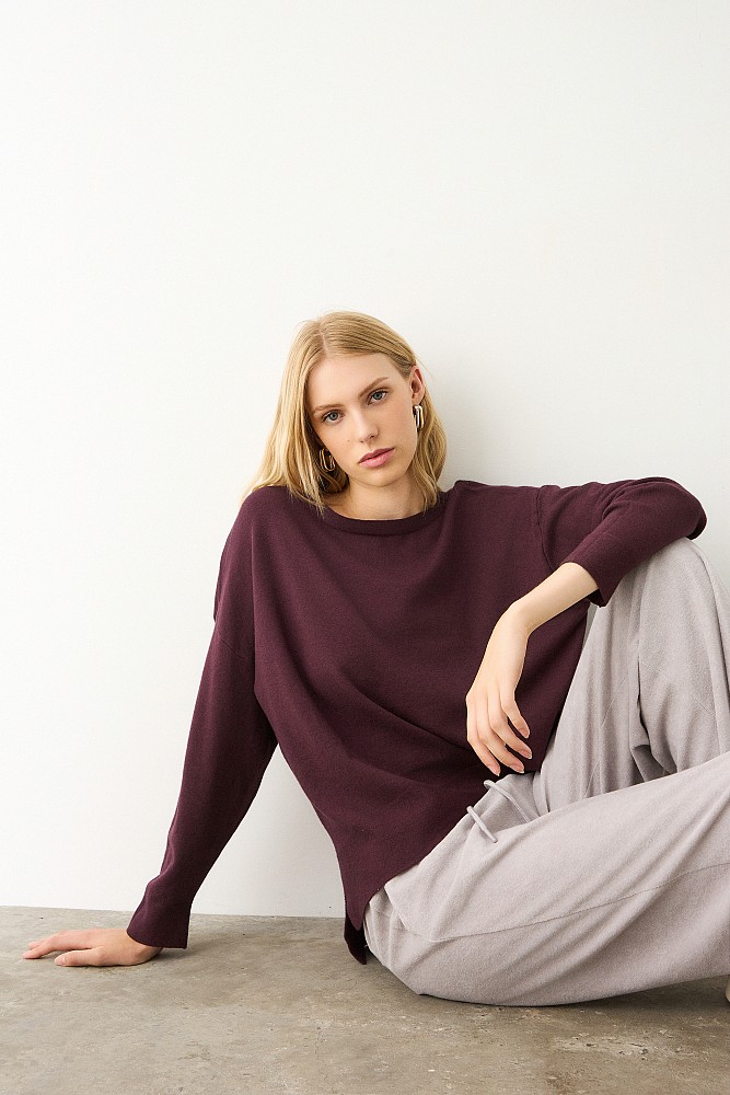 Sweater with smile neckline