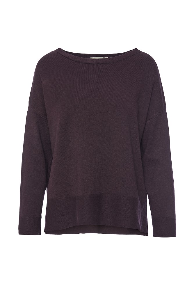 Sweater with smile neckline