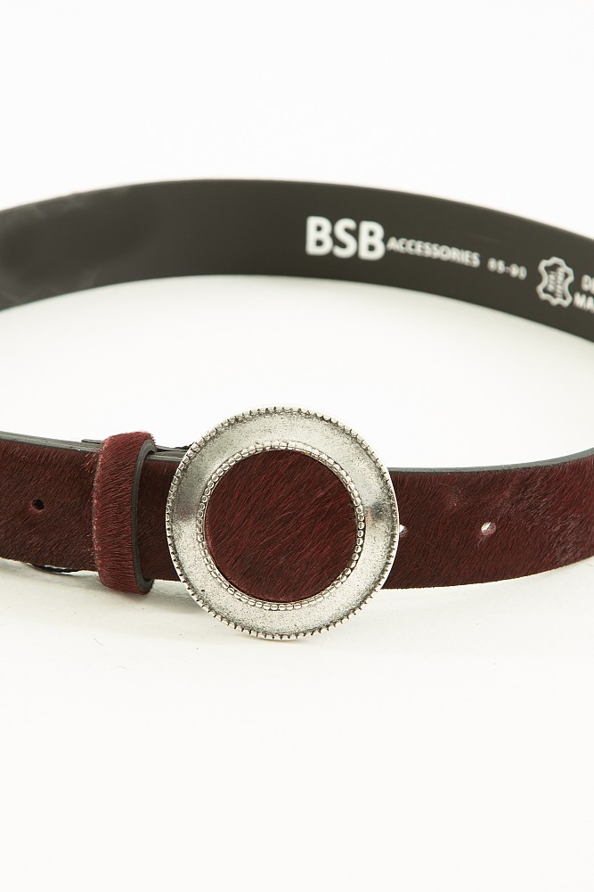 Leather belt with pony skin effect