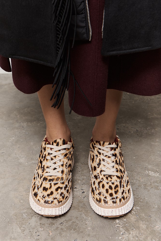 Leopard printed sneaker
