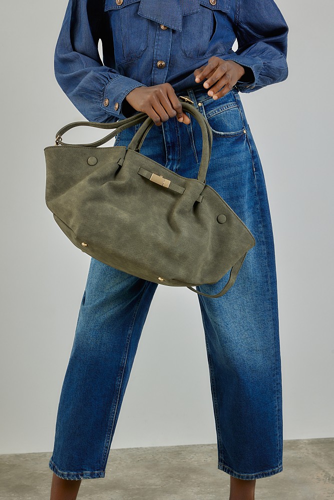 Hang bag wih belt