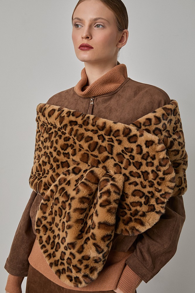 Faux fur scarf