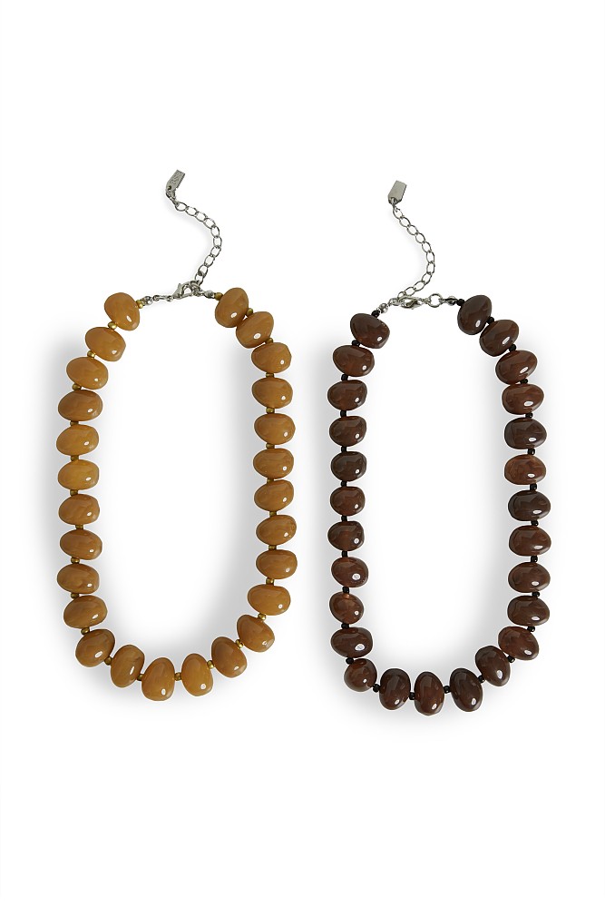 Double necklace with beads