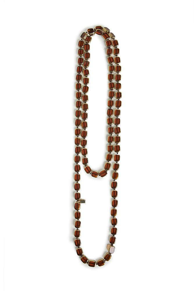 Hanging necklace with glass stones