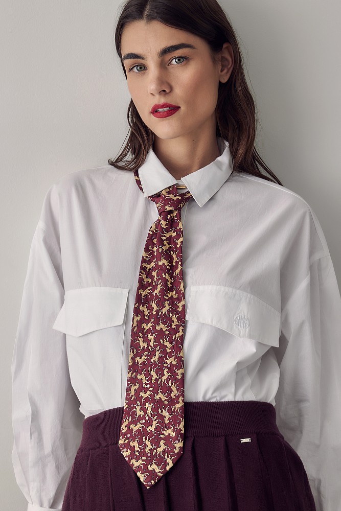 Vintage printed cravat in unique patterns