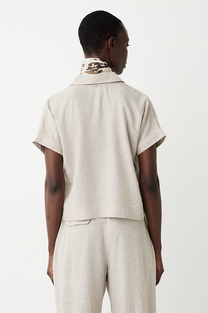 Shortsleeve shirt with linen touch