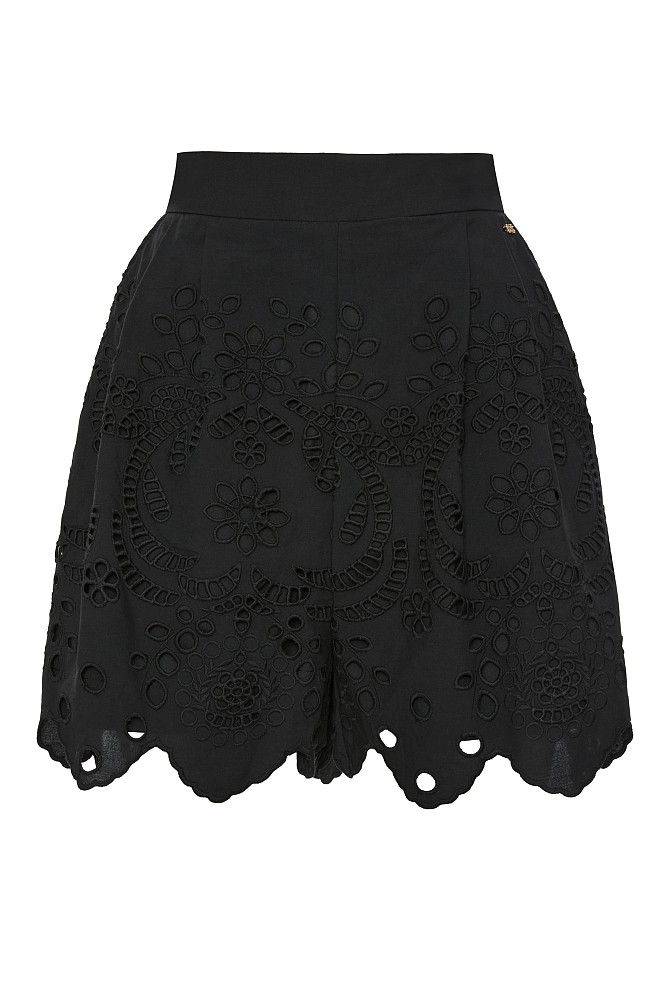 Broderie shorts