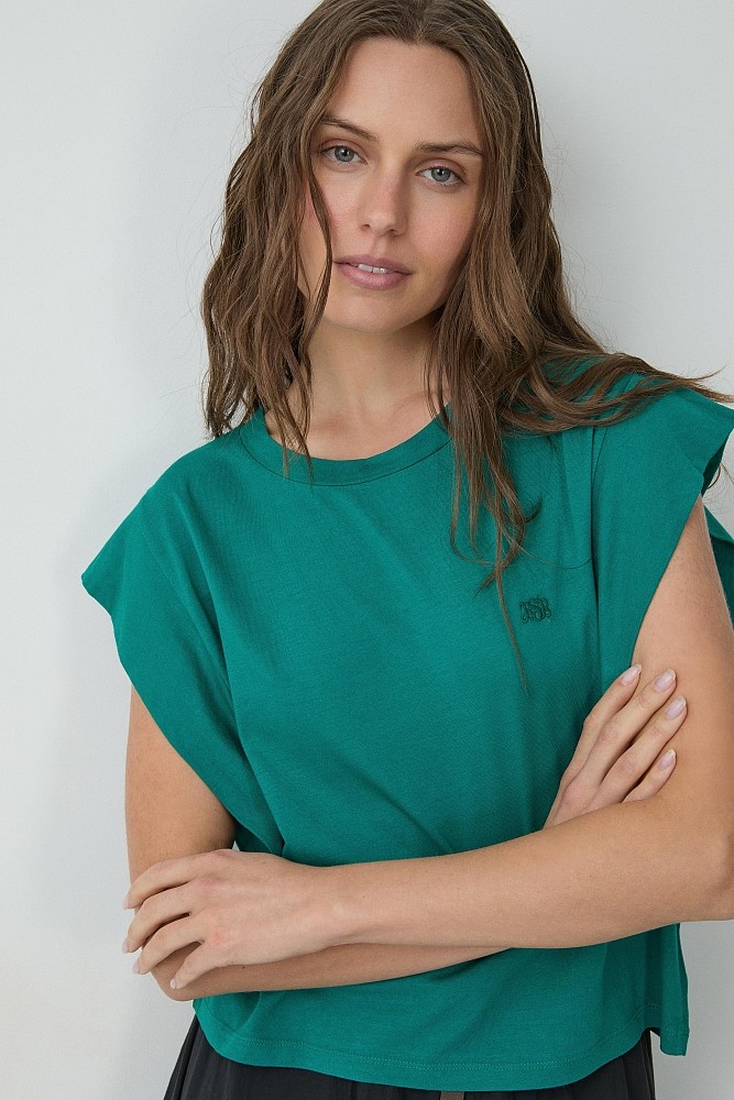 Sleeveless top