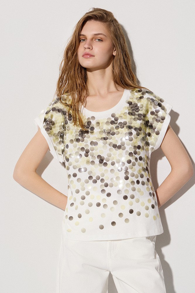 Sequined t-shirt