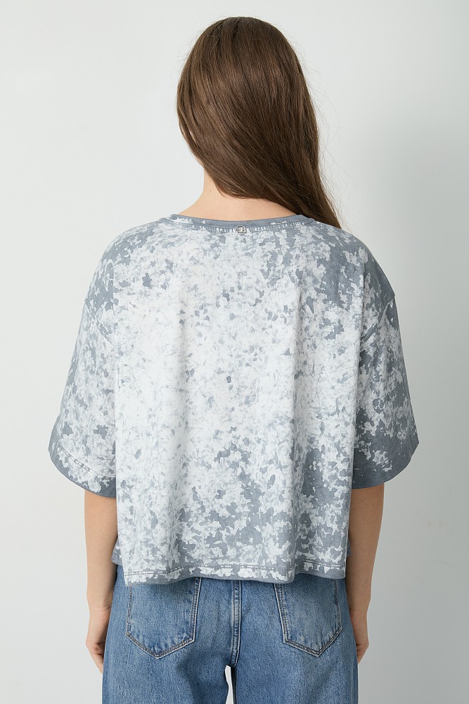 Tie-dye t-shirt with rhinestones