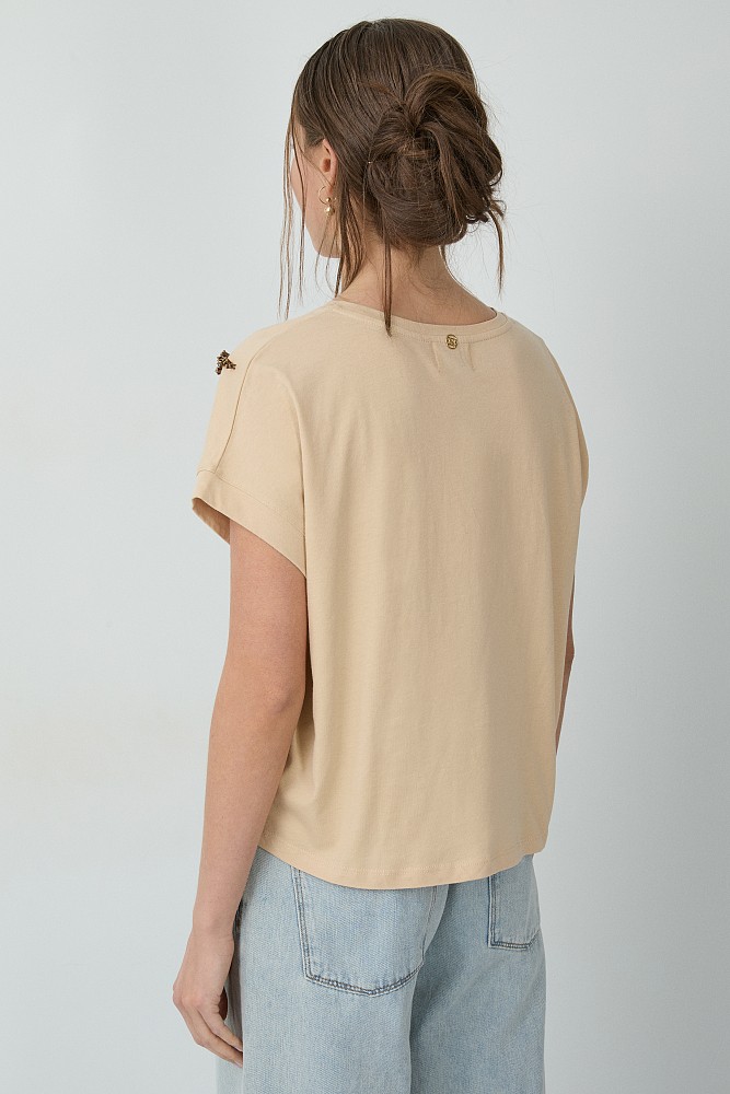 Tricou cu mărgele