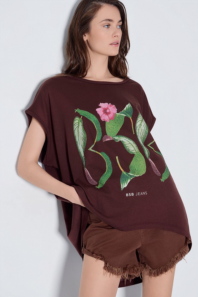 Blouse with front print