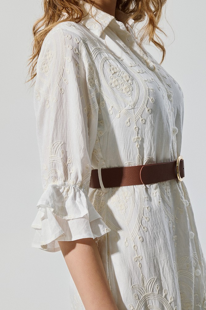 Vestido camisero midi con detalles bordados