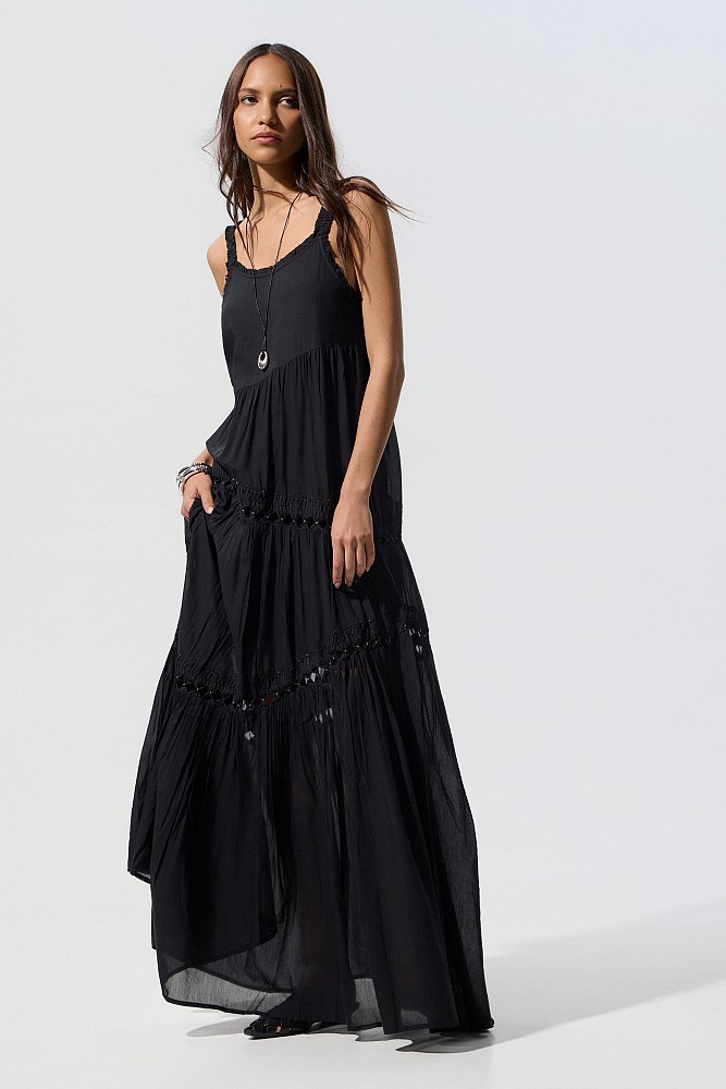 Maxi dress with decorated details