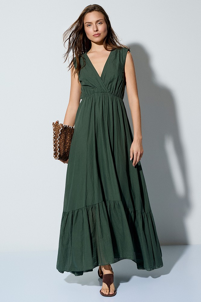 Maxi dress with ruffles