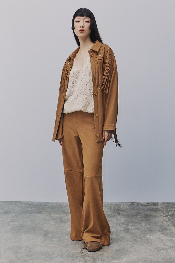 Παντελόνι καμπάνα σε όψη suede