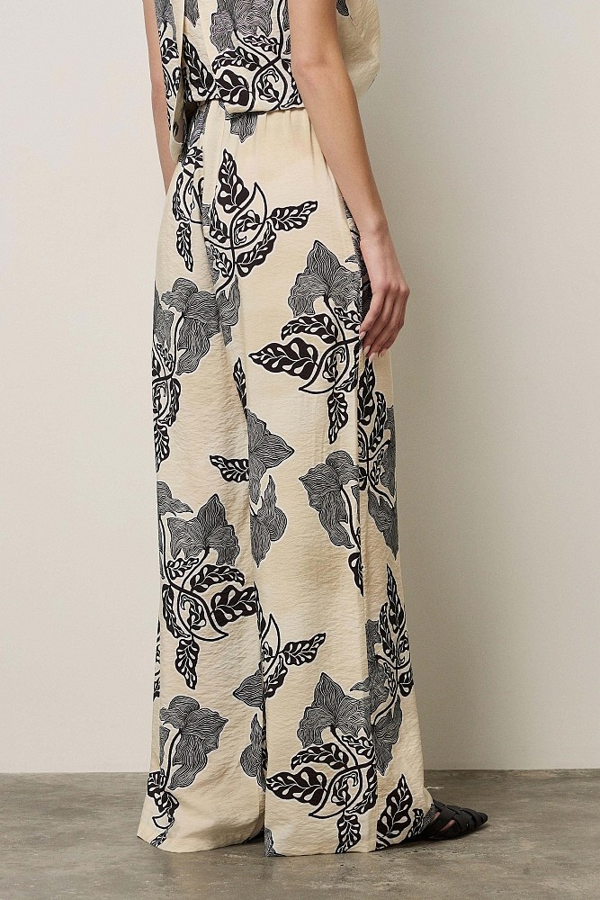 Pantaloni cu print