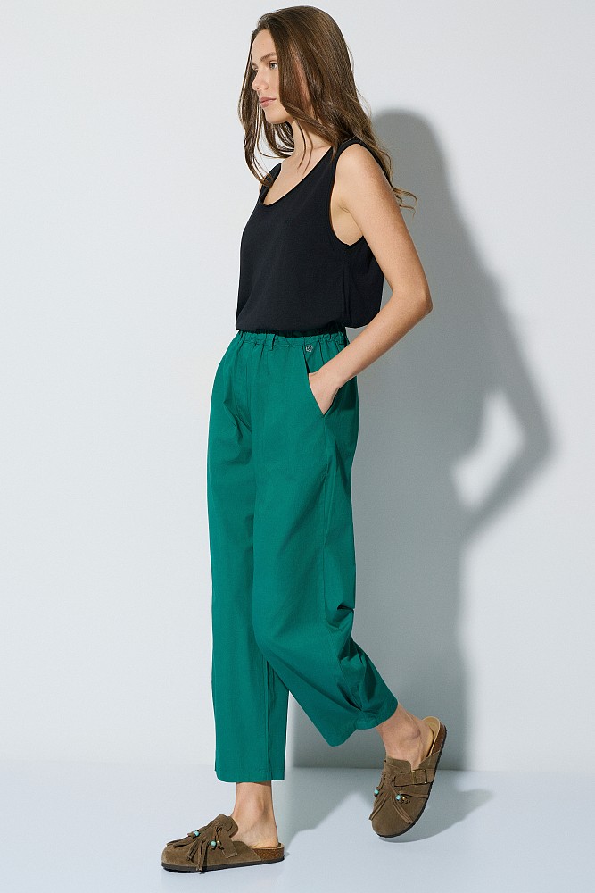 High-waisted poplin trousers