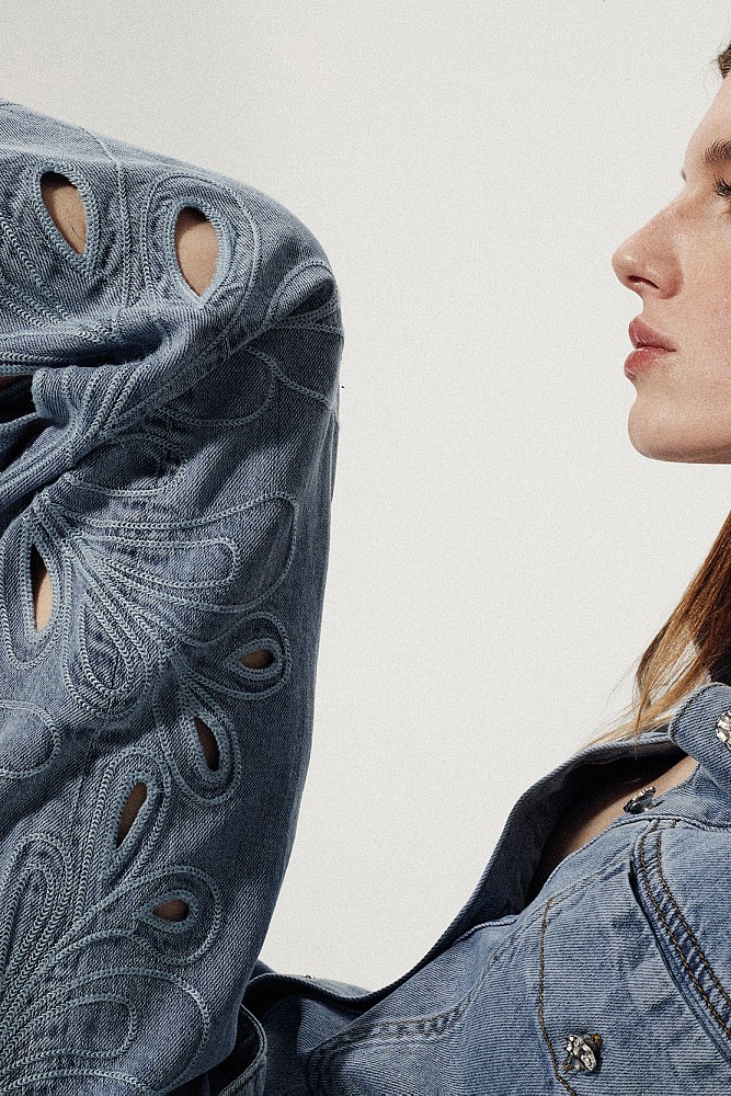 Alice barrel embroidered jeans
