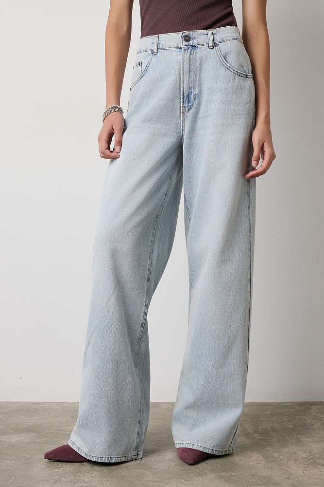 Lexa wide leg jeans