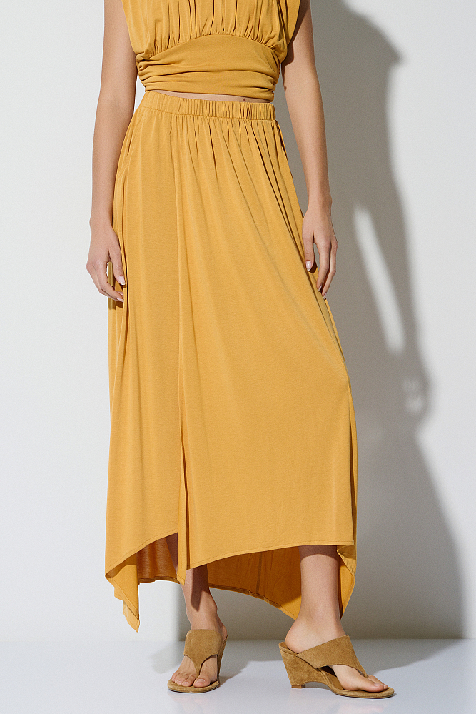 Midi asymmetric gathered skirt