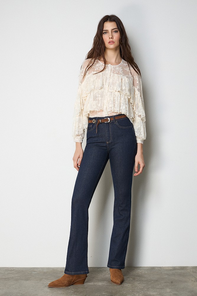Lace shirt with ruffles