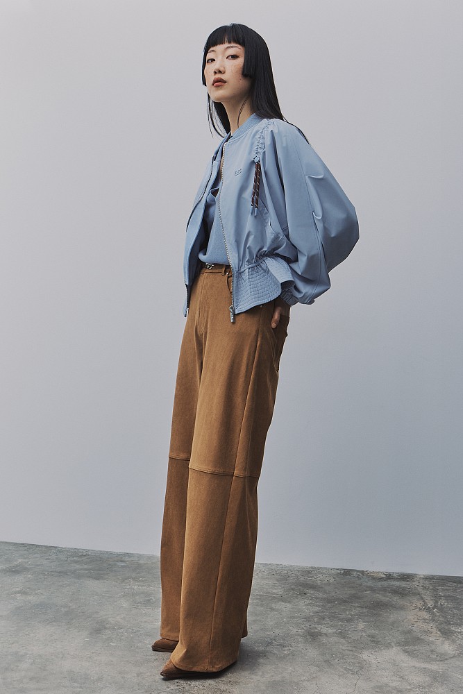 Shortline gathered jacket
