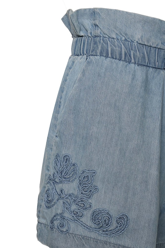 Shorts bordados