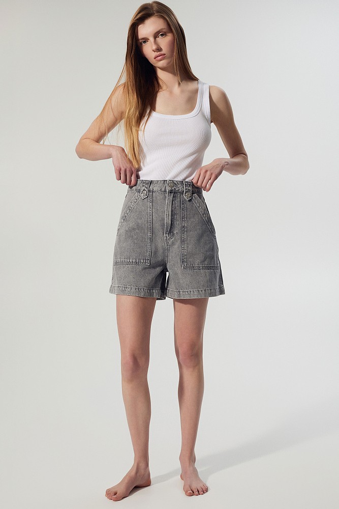 Denim σορτς με τσέπες