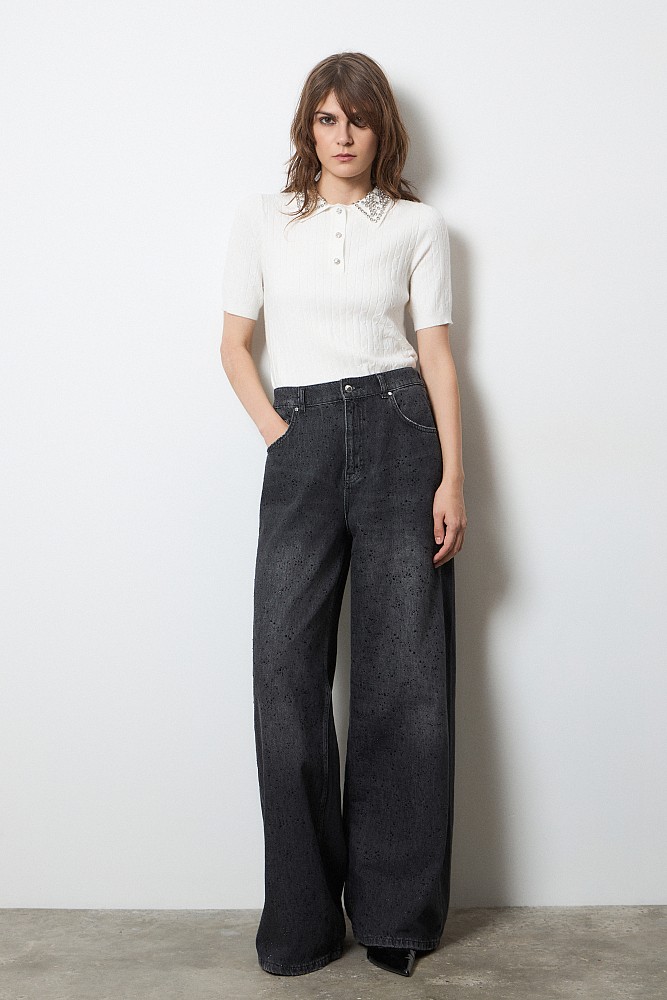 Short sleeves sweater with rhinestones