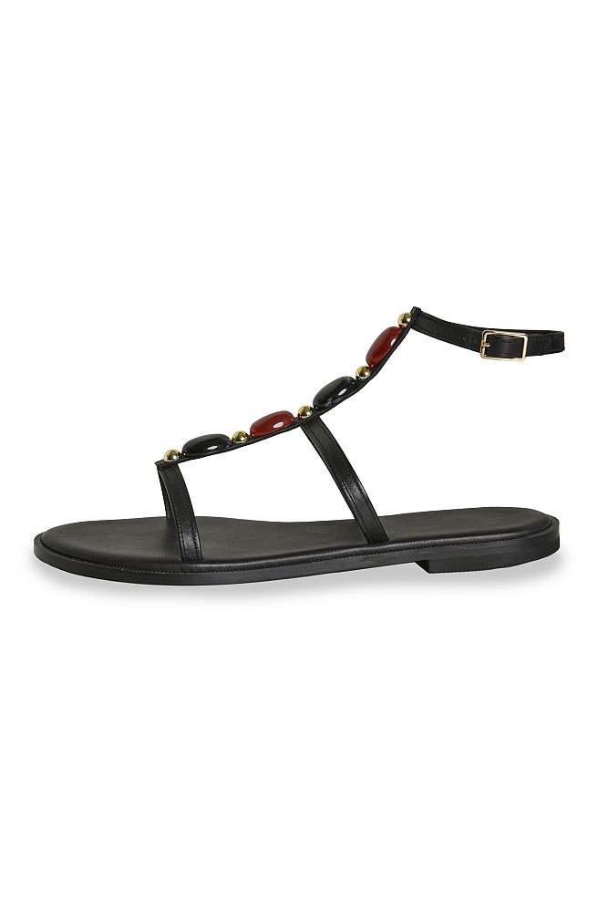 Leather sandal with decorative stones