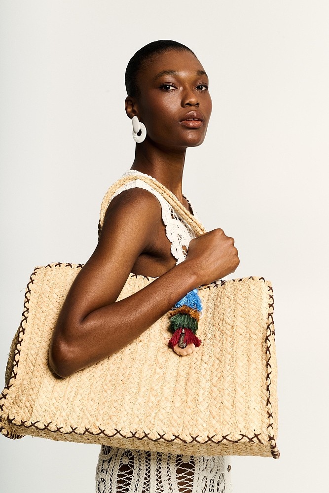 Bolso de rafia