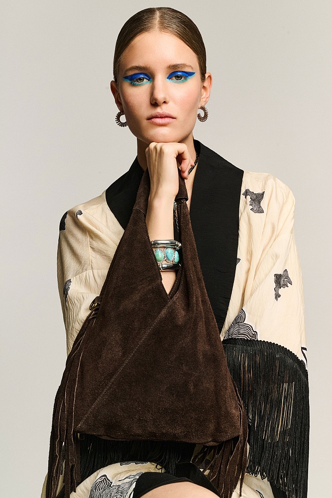 Suede bag with fringes