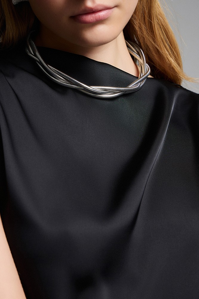 Multi-chain necklace