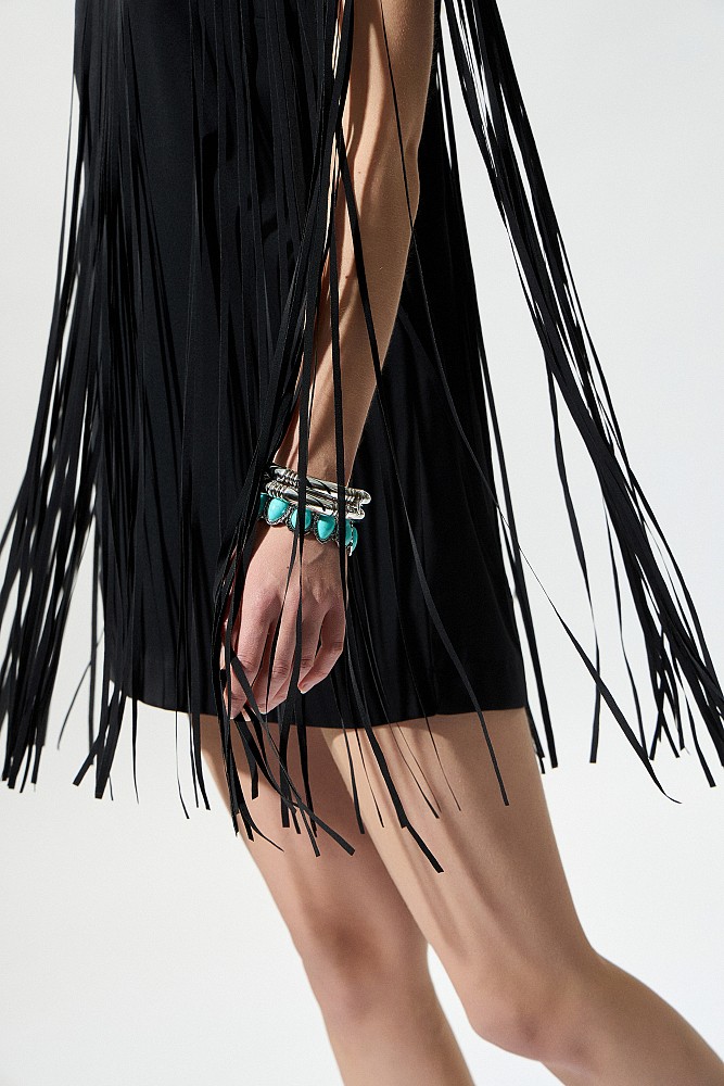 Thick bracelet with stones
