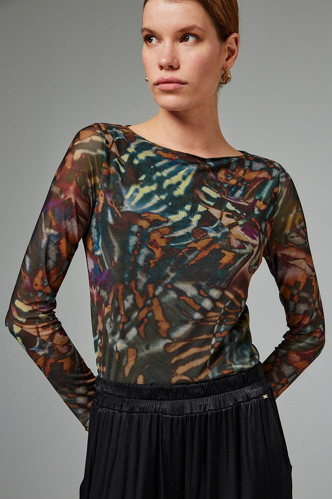 Printed blouse with mesh sleeve