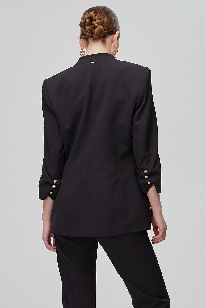 Fitted blazer with 3/4 sleeves