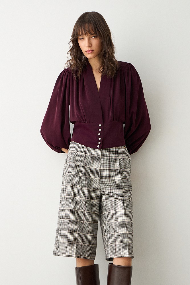 Tailored-waist long sleeves blouse