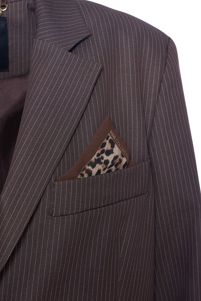 Ριγέ σακάκι με μαντήλι