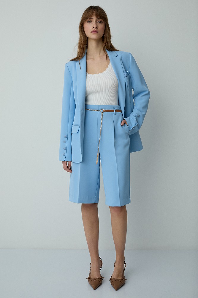 Crepe Bermuda shorts with pleats