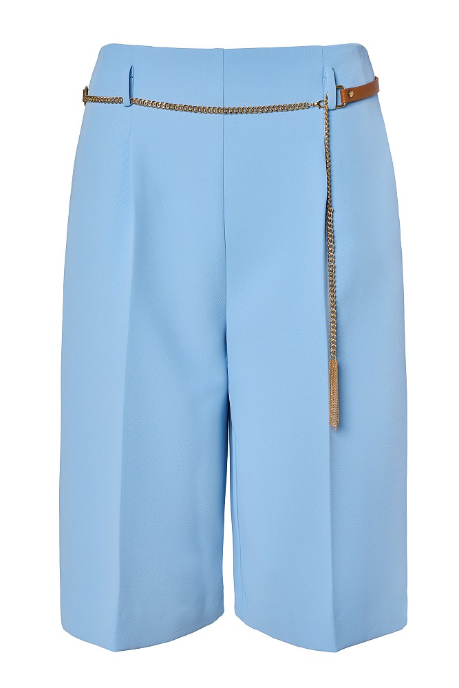 Crepe Bermuda shorts with pleats
