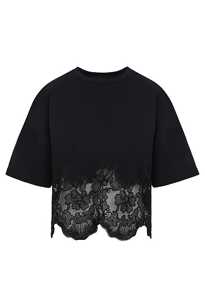 Short-sleeve blouse with lace and rhinestones