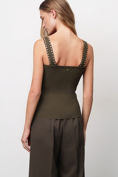 Sleeveless ribbed top with rhinestones