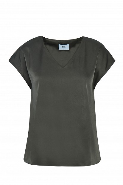 Basic satin-look blouse