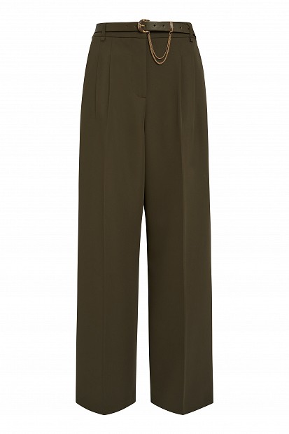 Pleated trousers with an elasticated waistband