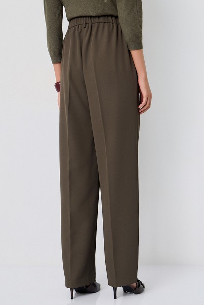 Fabric trousers with a tie drawstring waist